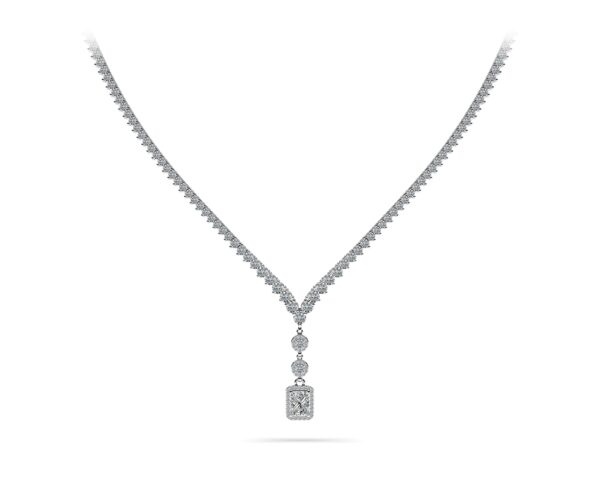 Extravagant Diamond Pendant 3 Prong V Necklace