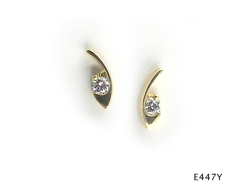 Seth & Reid Willow: E447Y Willow Stud Earring/.22 cttw Dia /14KY