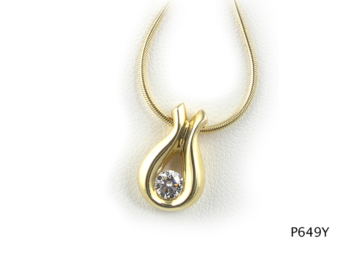 Seth & Reid Sassy Classics: P649Y Ribbon Solitaire Pendant / .25 ct Dia. / 14KY